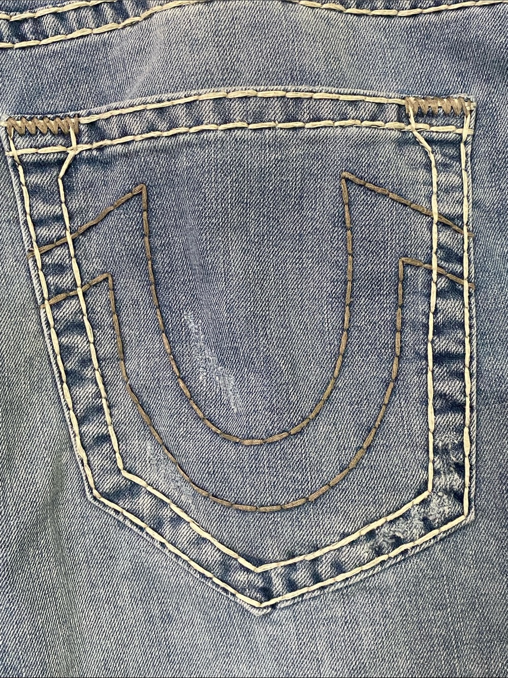True Religion BOBBY Relaxed Baggy Light Blue Washed Denim Shorts